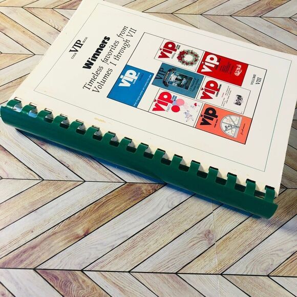 Vintage Cookbook "VIP Cookbook Winners Timeless Favorites..." 1992 - Picture 11 of 11